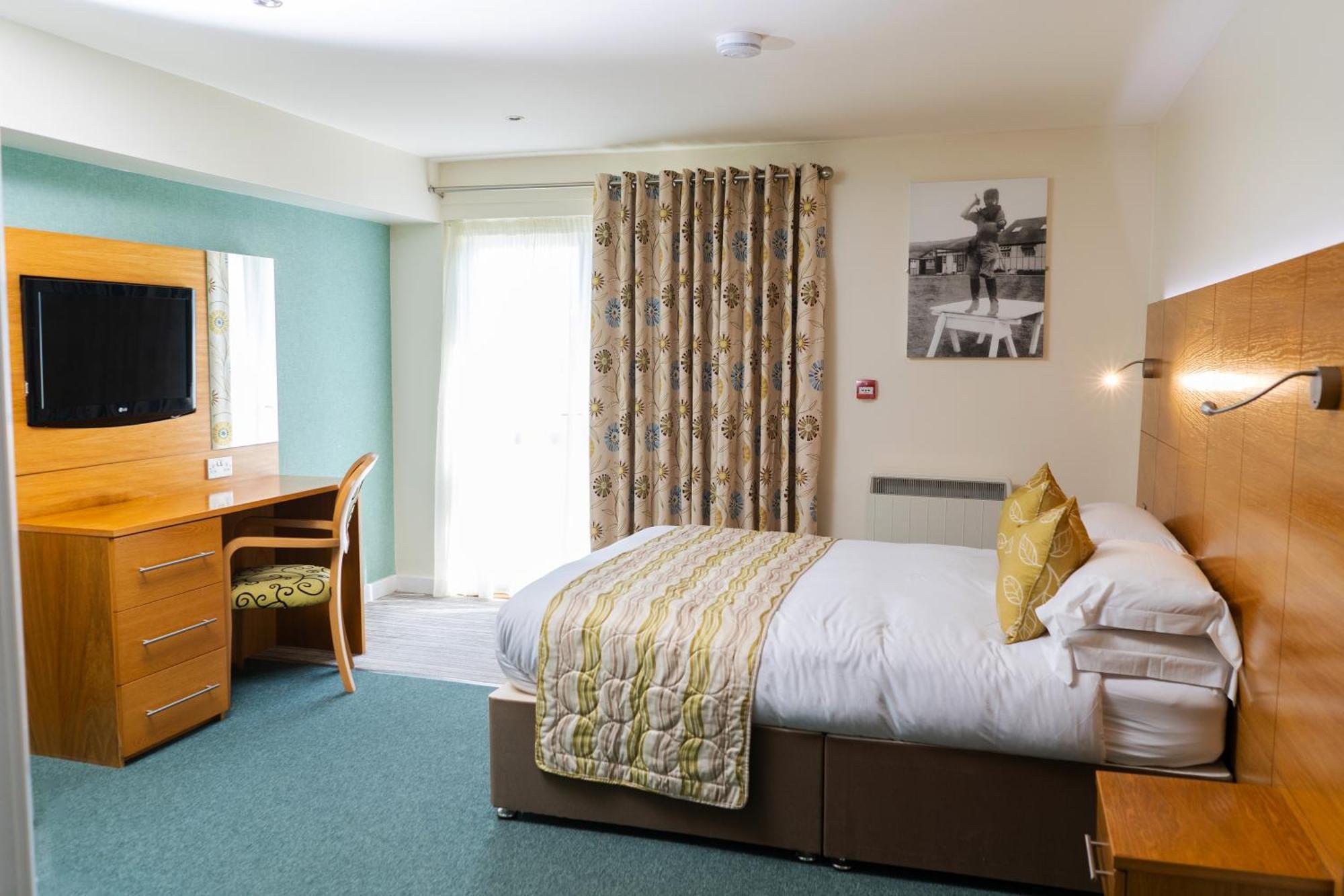 Croyde Bay Hotel Or Self Catering 외부 사진