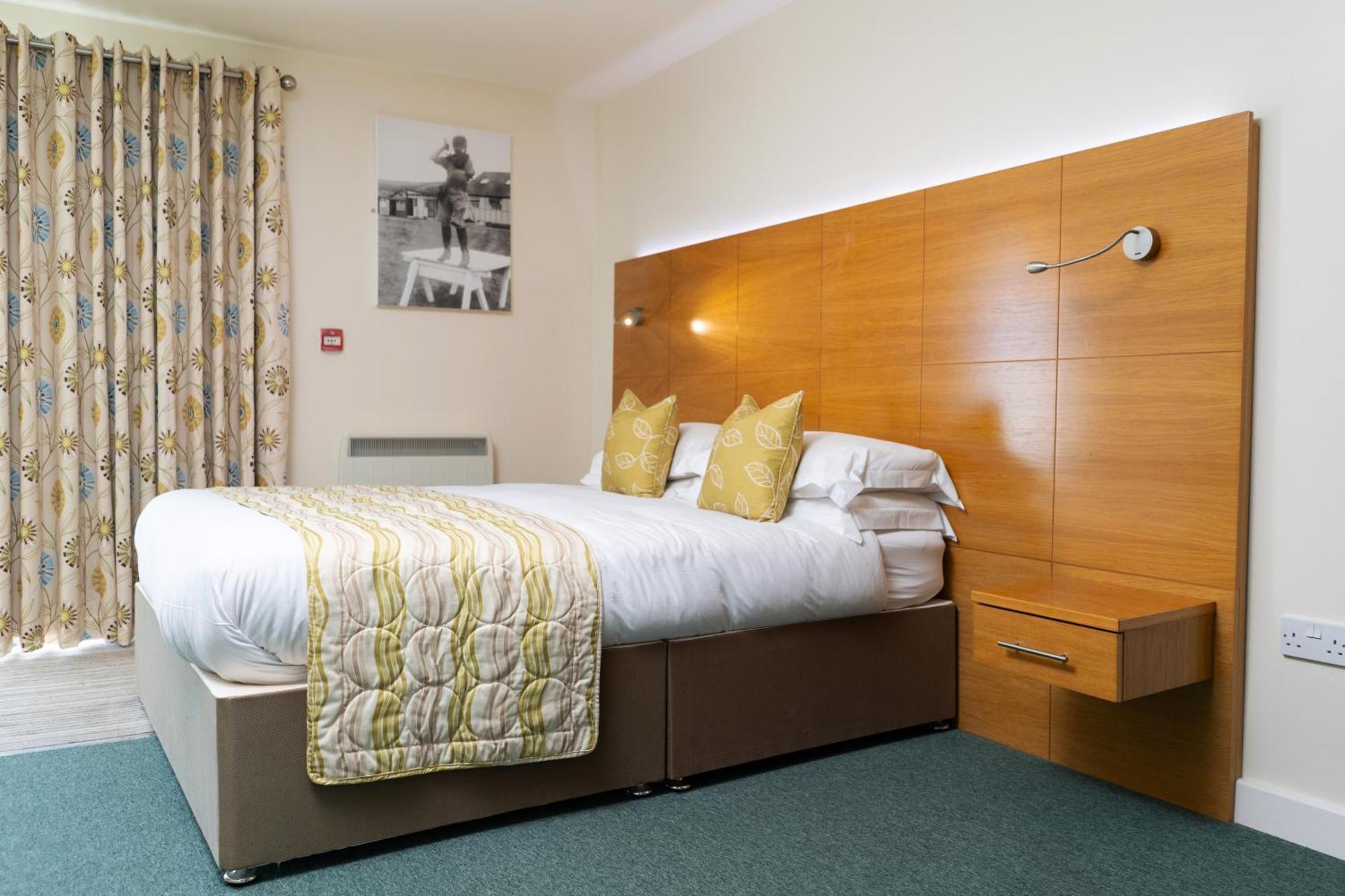 Croyde Bay Hotel Or Self Catering 외부 사진