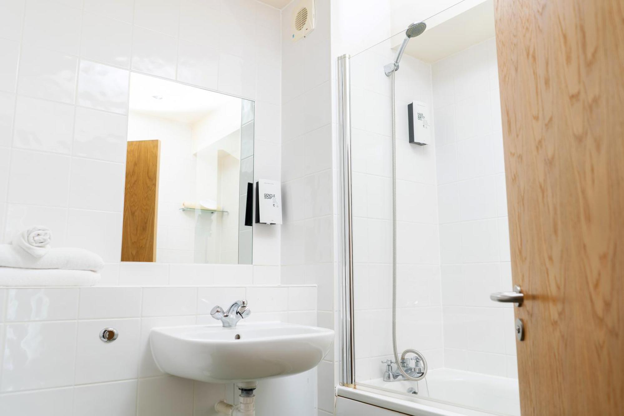 Croyde Bay Hotel Or Self Catering 외부 사진