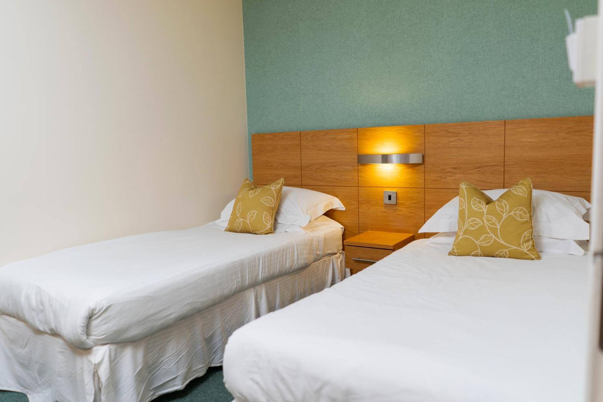 Croyde Bay Hotel Or Self Catering 외부 사진